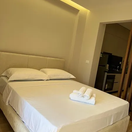 Prayla Luxury 21 * Tirana